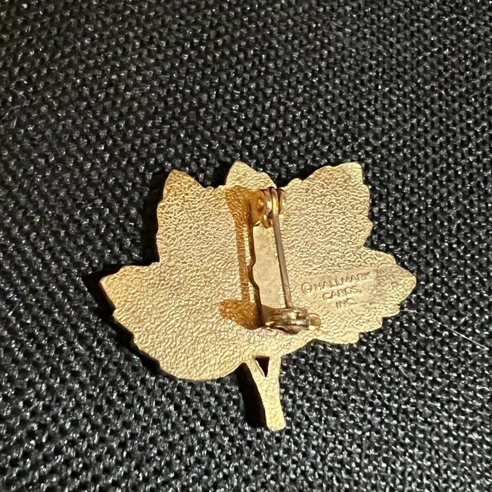 Fall Leaves Leaf Metal Enamel Lapel Pin Pinback Brooch by Hallmark Cards